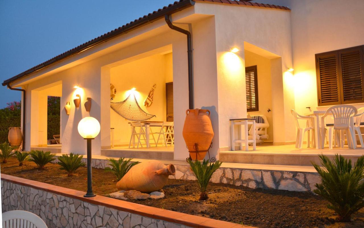 奥古斯塔La Casa In Riva Al Mare别墅 外观 照片