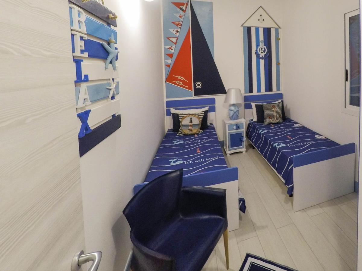 奥古斯塔La Casa In Riva Al Mare别墅 外观 照片