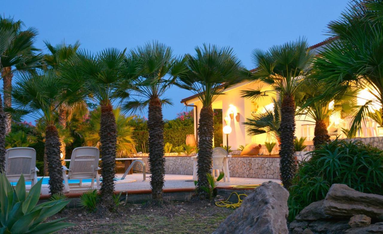 奥古斯塔La Casa In Riva Al Mare别墅 外观 照片