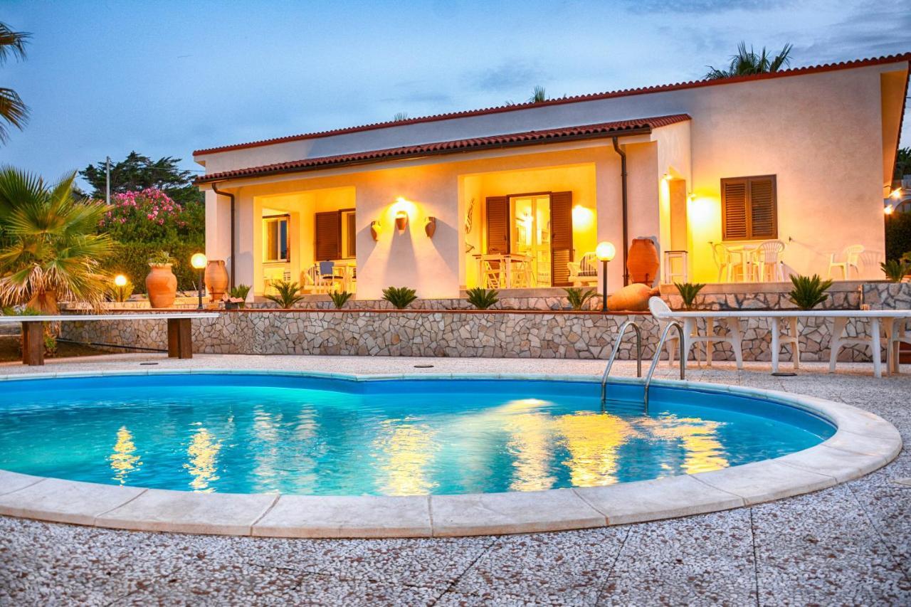 奥古斯塔La Casa In Riva Al Mare别墅 外观 照片