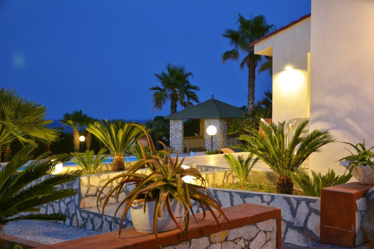 奥古斯塔La Casa In Riva Al Mare别墅 外观 照片